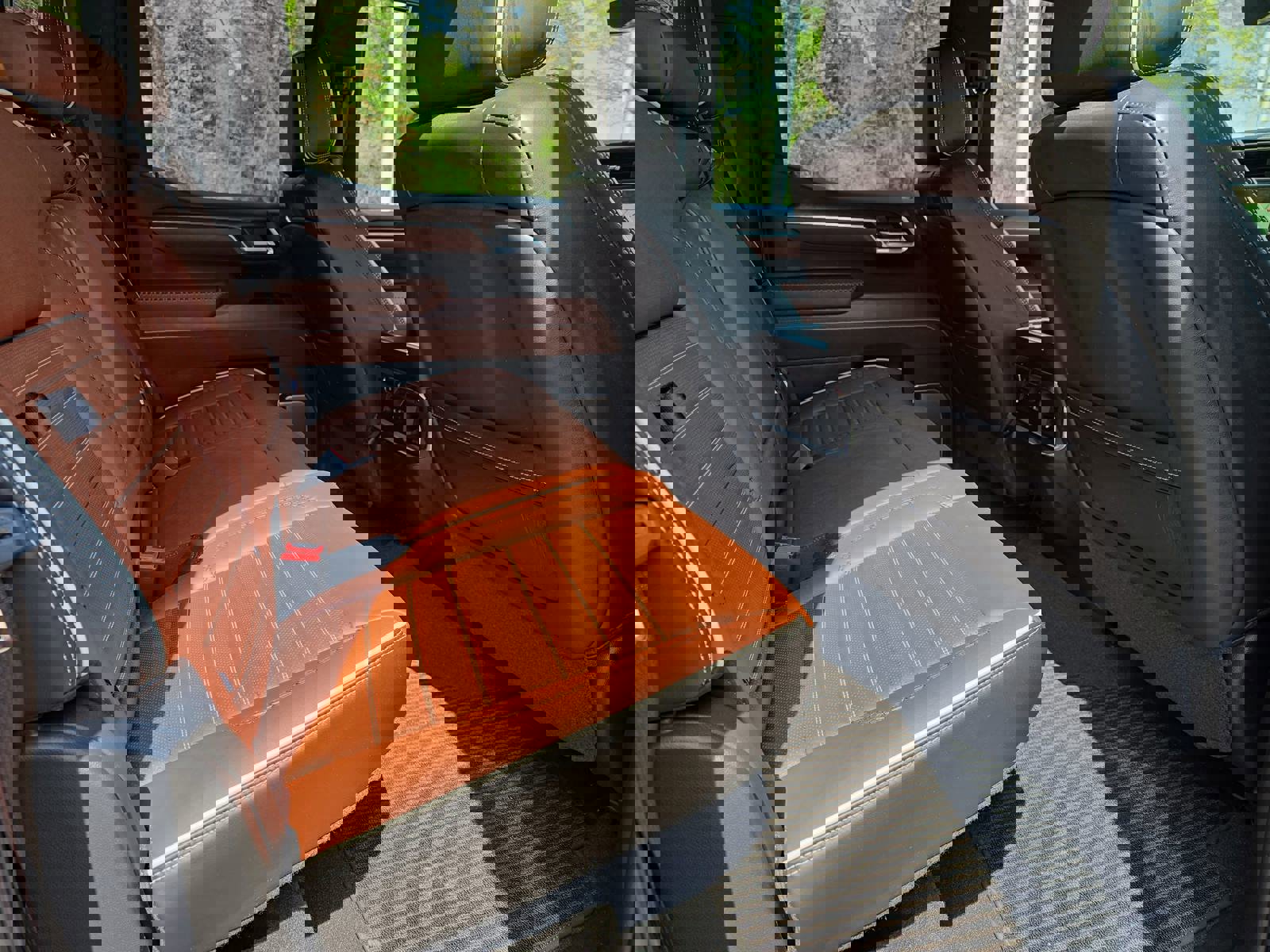 Used 2024 GMC Sierra 1500 Denali Ultimate image 12