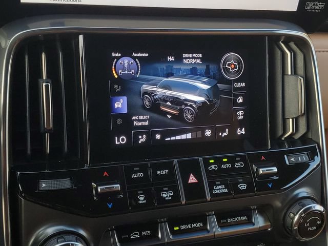 Used 2024 Lexus LX 600 4WD w/ Appearance Package image 29