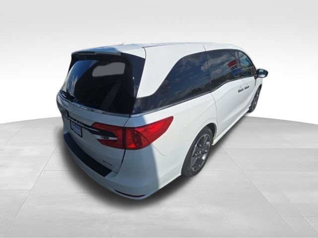 Used 2024 Honda Odyssey Elite image 4