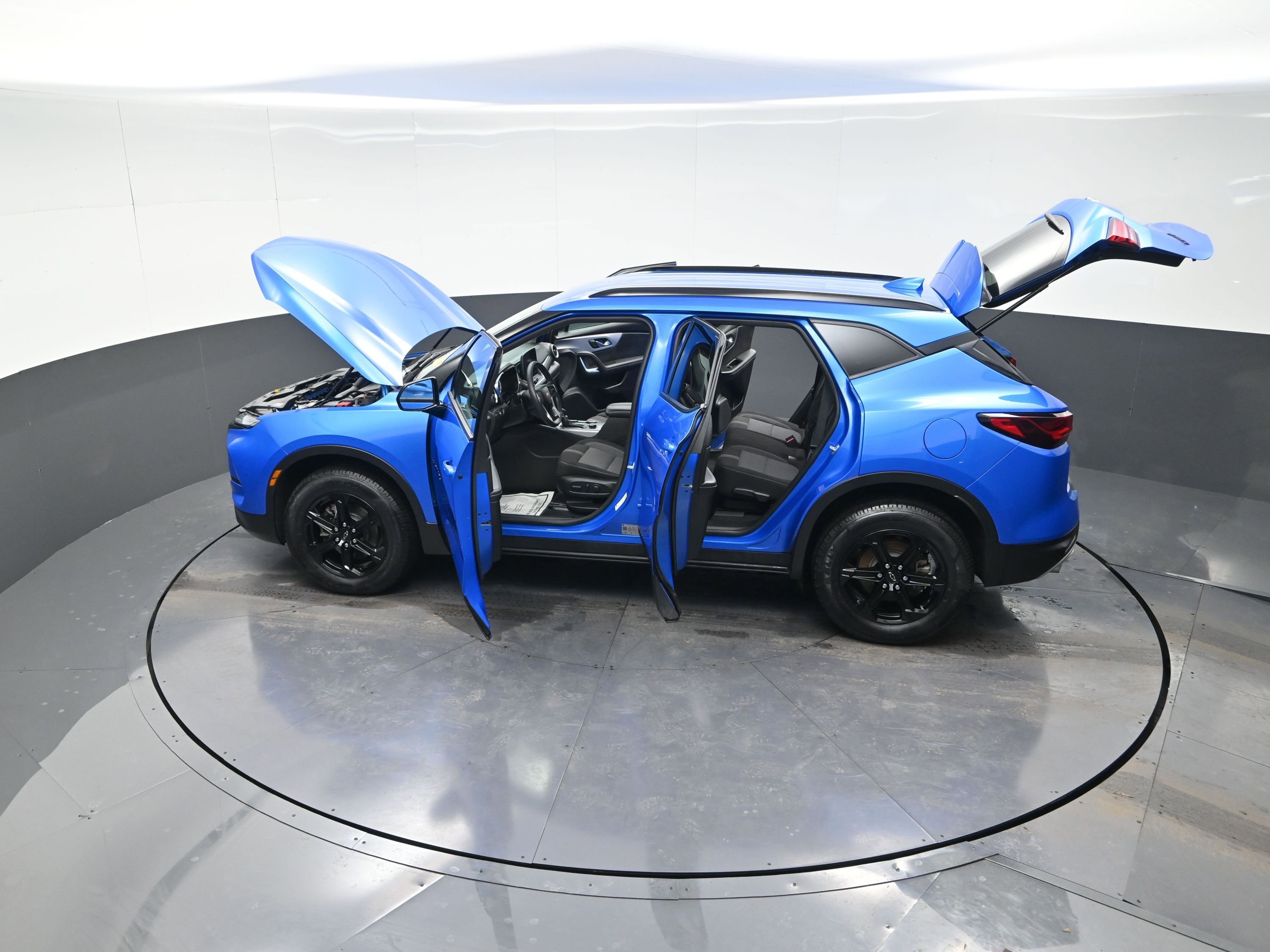 Used 2025 Chevrolet Blazer LT w/ Midnight/Sport Edition image 15