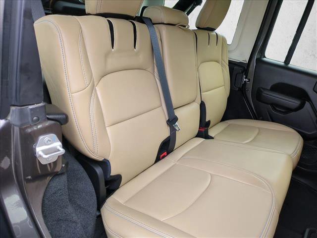 Certified 2023 Jeep Wrangler Unlimited Rubicon 4xe image 17