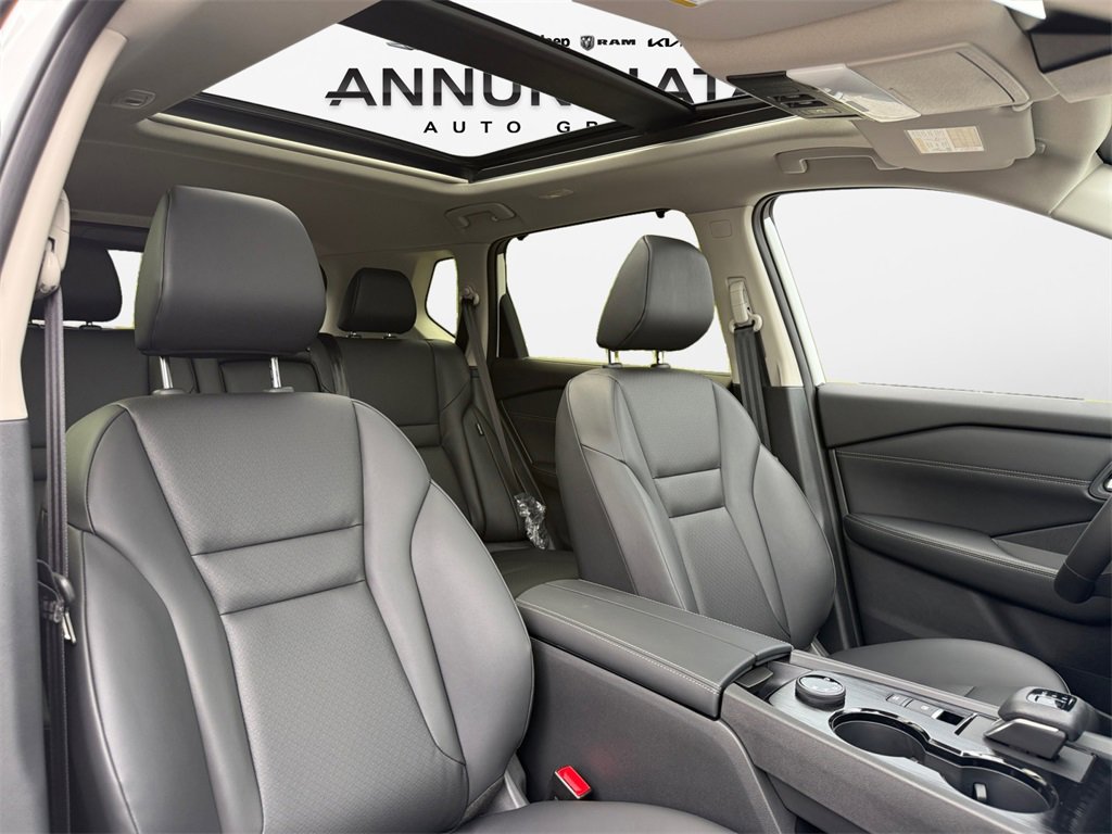 New 2026 Nissan Rogue SV w/ SV Premium Package image 16