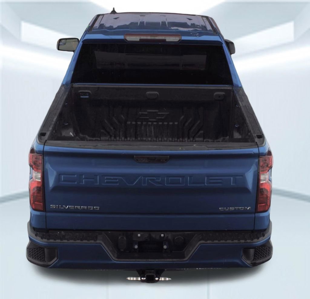 Used 2023 Chevrolet Silverado 1500 Custom image 14