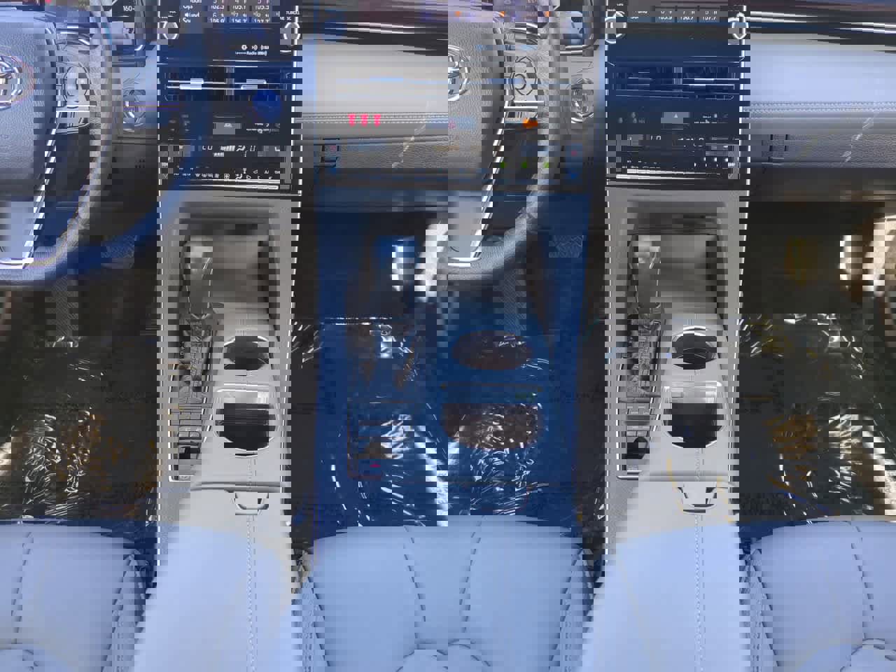 Certified 2021 Toyota Avalon XLE w/ Moonroof Package image 18