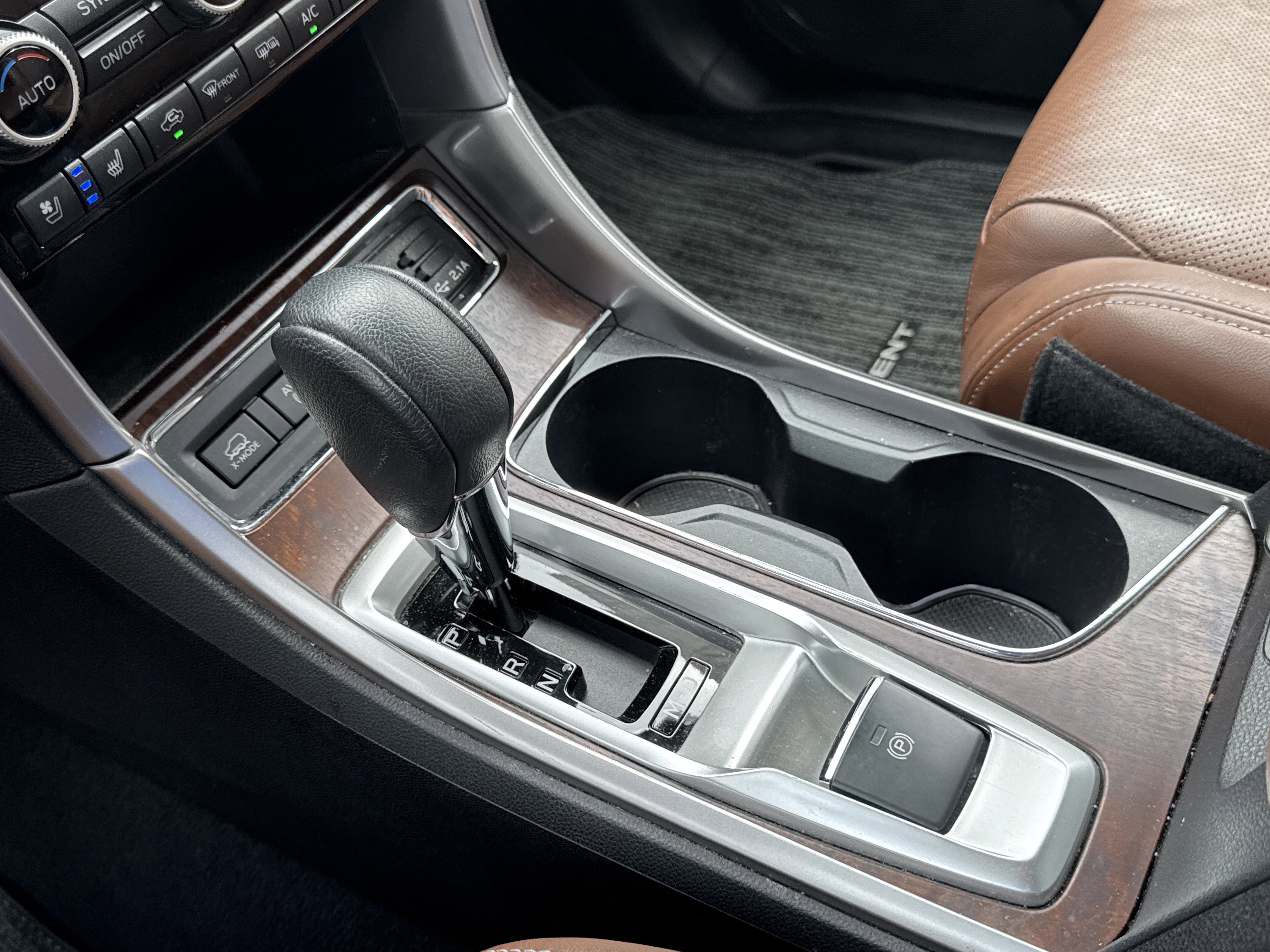 Used 2020 Subaru Ascent Touring w/ Popular Package #3 image 23