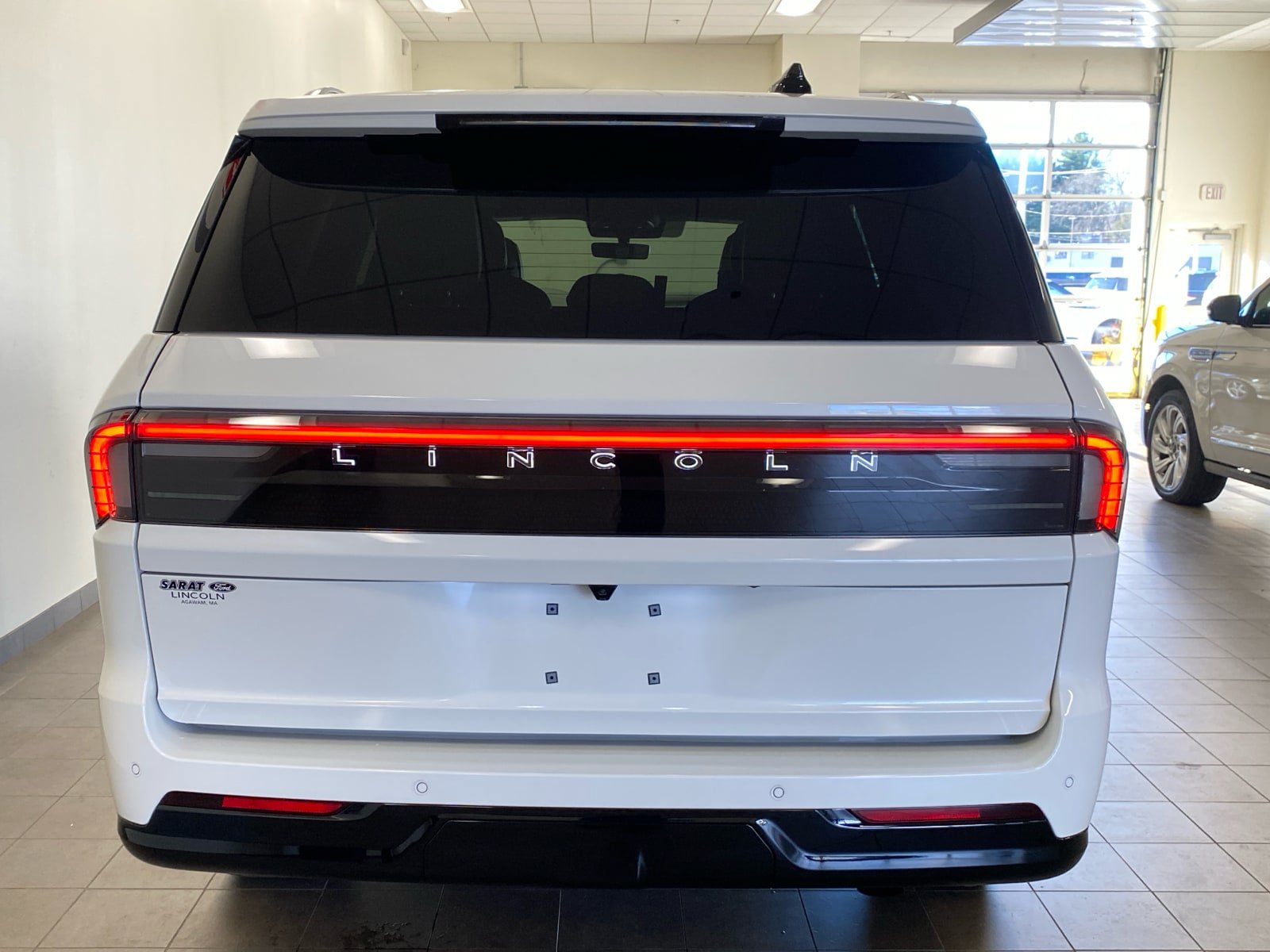 New 2025 Lincoln Navigator Black Label AWD/4WD image 6