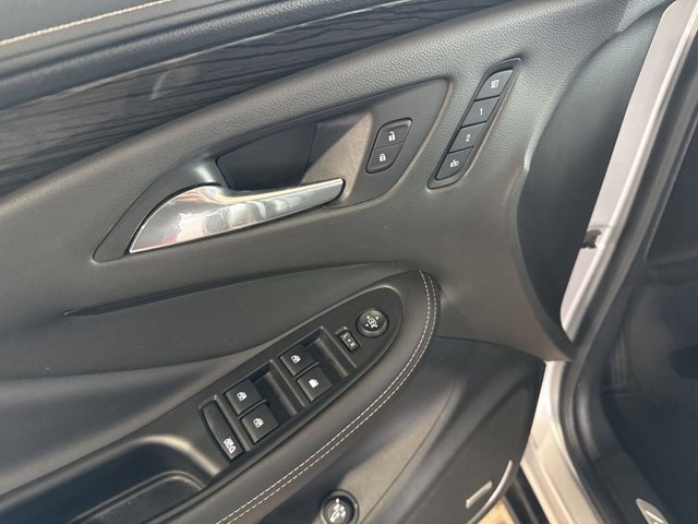 Used 2017 Buick Envision Premium w/ Driver Confidence Package image 21