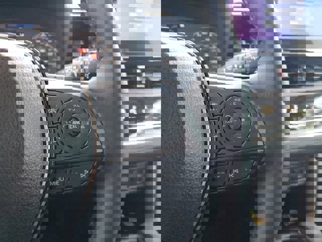 Used 2023 Toyota Corolla Cross LE image 19