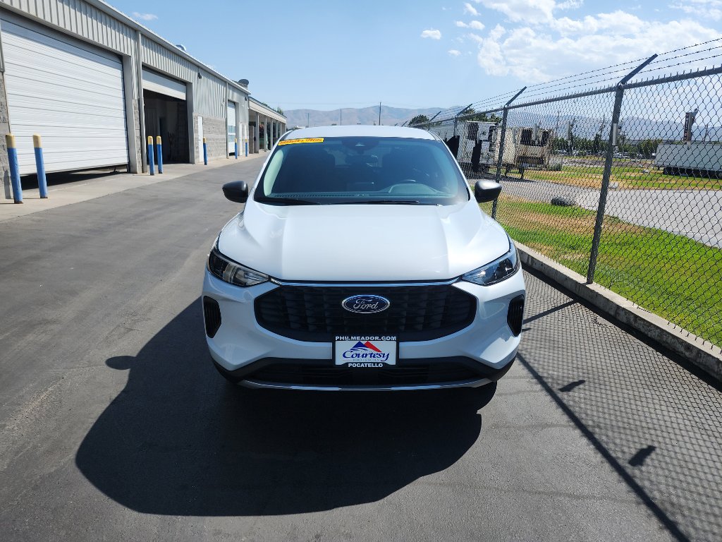 Used 2025 Ford Escape Active w/ Cold Weather Package image 28