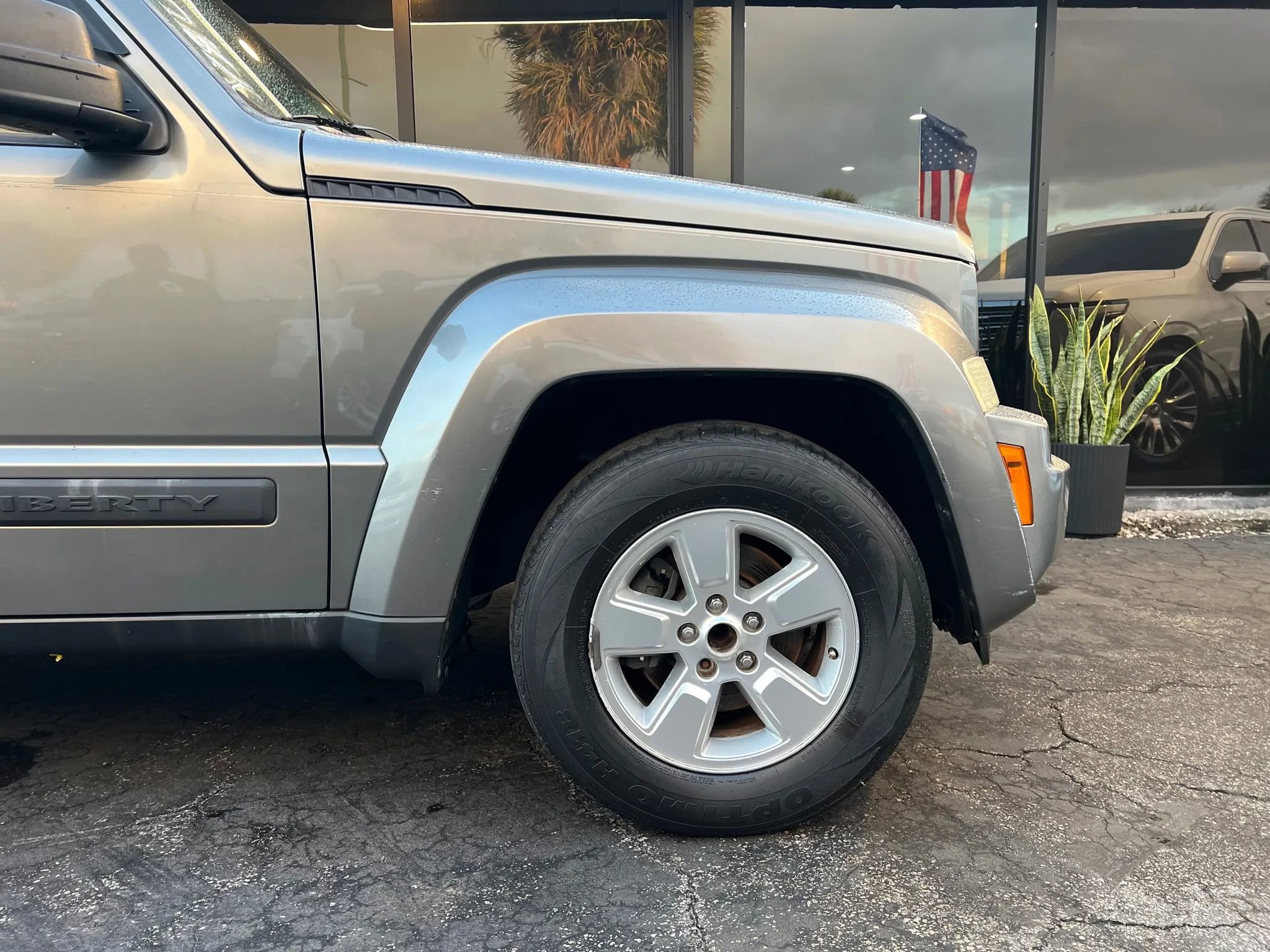 Used 2012 Jeep Liberty Sport image 27