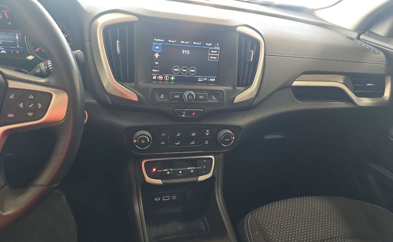 Used 2024 GMC Terrain SLE FWD image 6