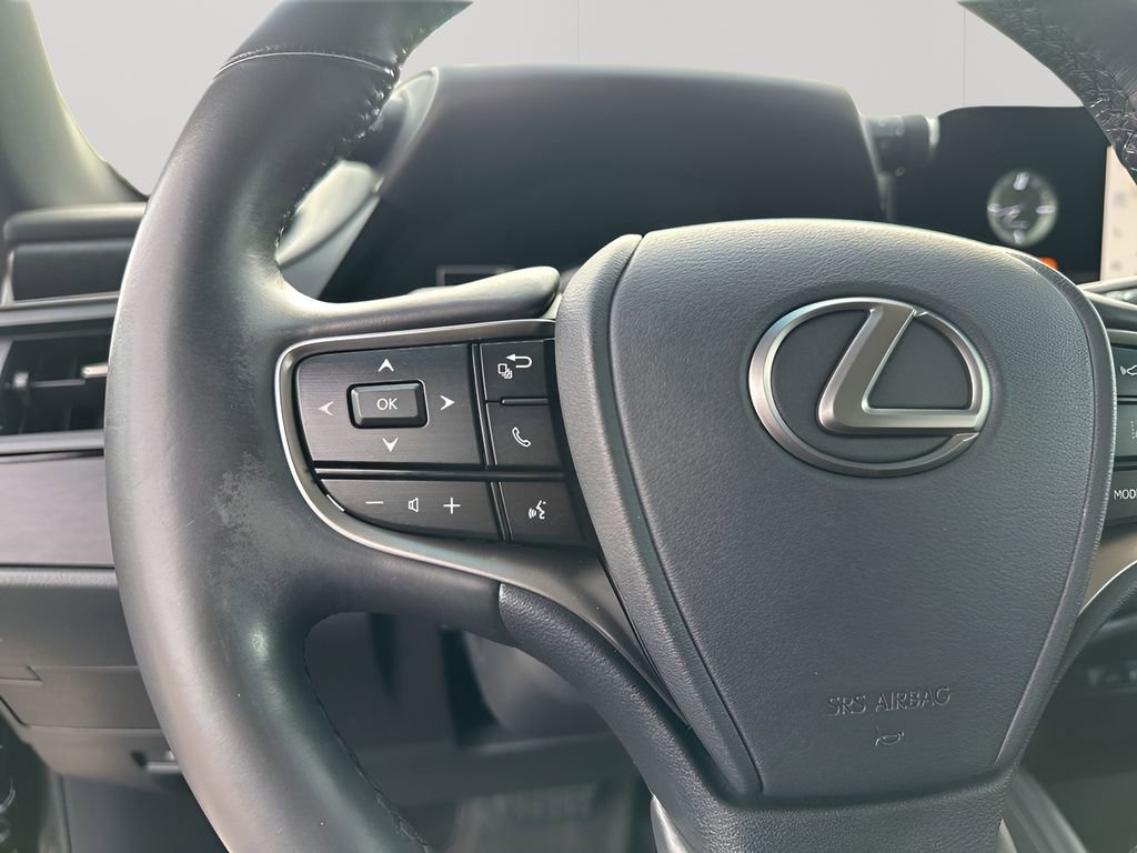 Used 2024 Lexus ES 350 w/ Premium Package image 30