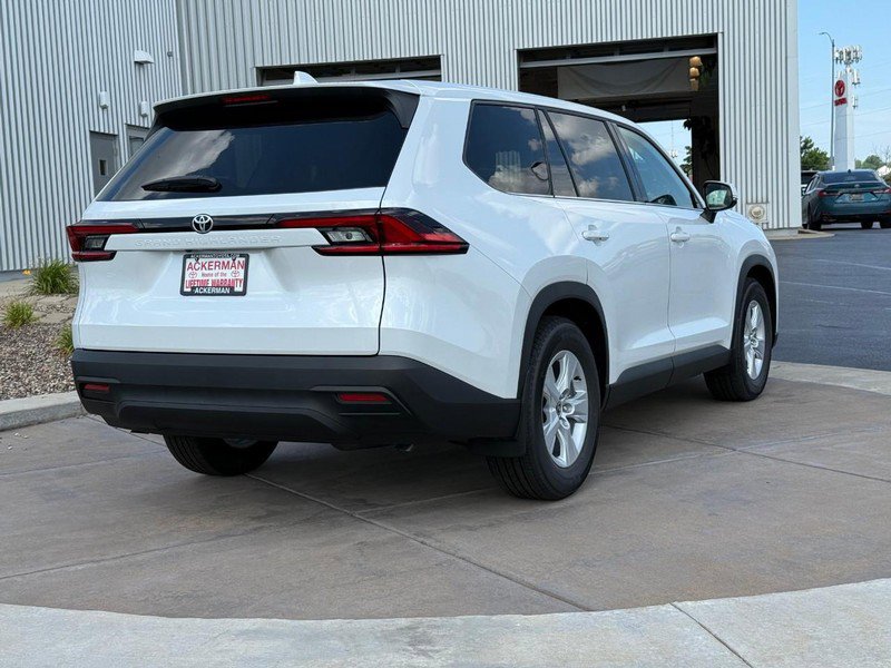 New 2025 Toyota Grand Highlander FWD image 5