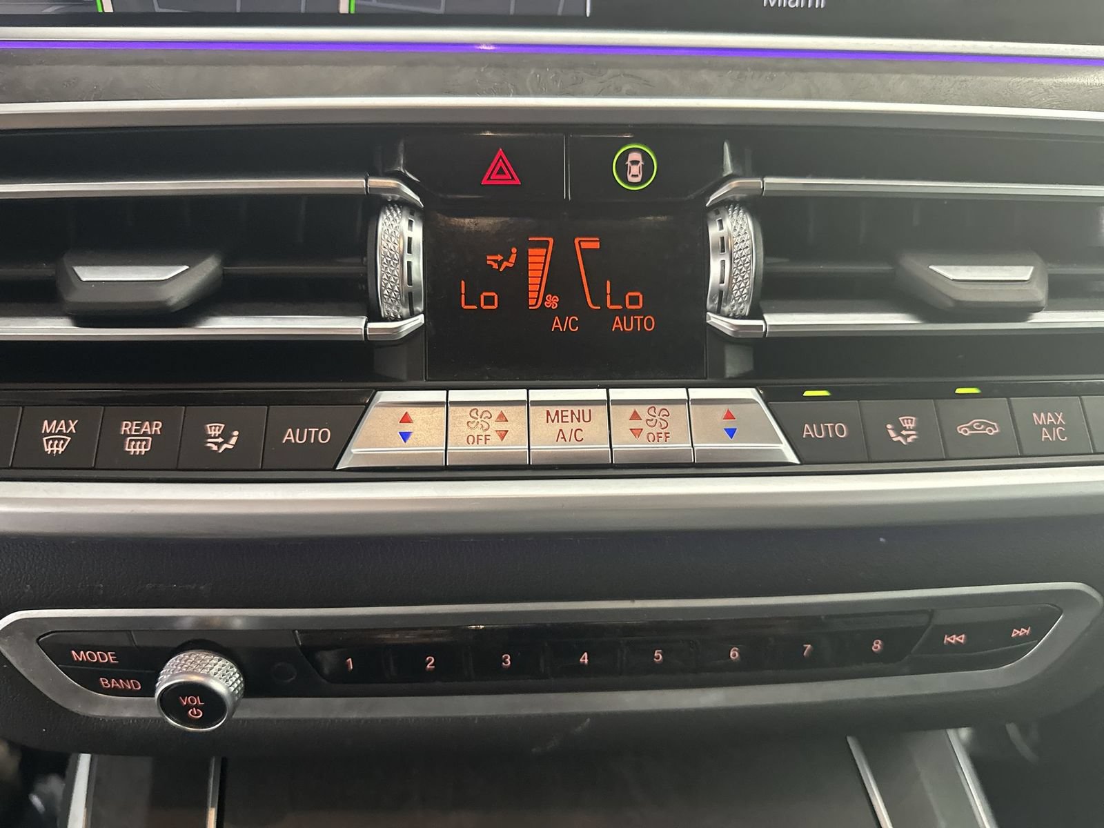 Used 2022 BMW X5 xDrive40i w/ Premium Package AWD/4WD image 19
