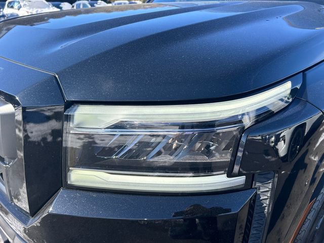 Certified 2023 Nissan Frontier SV w/ Midnight Edition Package image 7