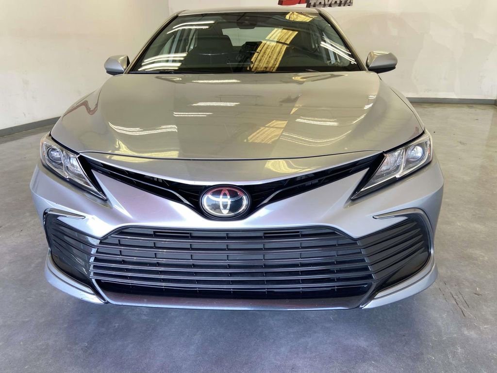 Used 2024 Toyota Camry LE FWD image 8