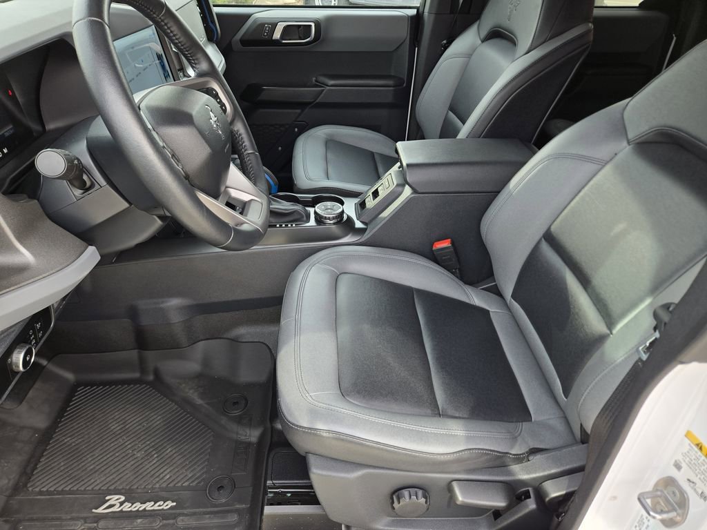 Used 2024 Ford Bronco Black Diamond image 14
