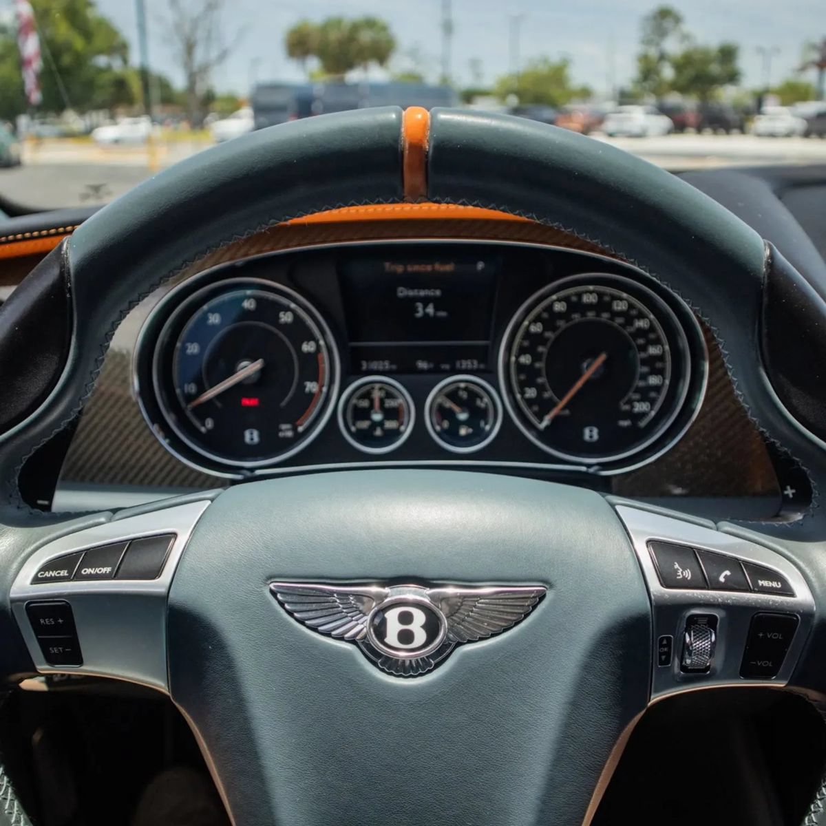 Used 2018 Bentley Flying Spur S V8 AWD/4WD image 45