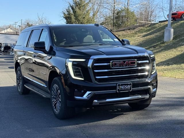 New 2026 GMC Yukon XL Elevation AWD/4WD image 2