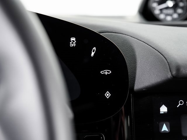 Used 2024 Porsche Taycan 4S image 12