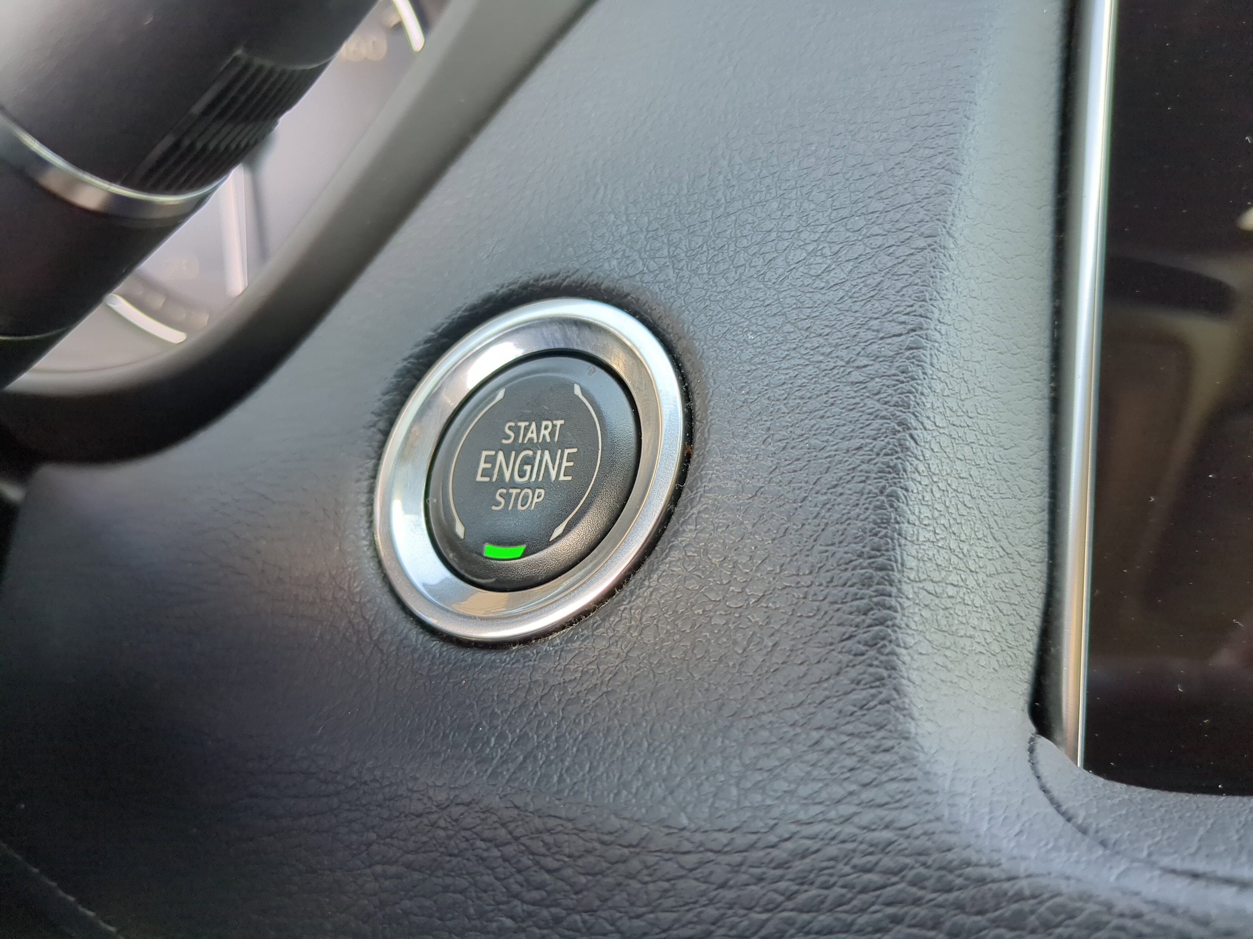 Used 2019 Cadillac XT4 Premium Luxury image 32