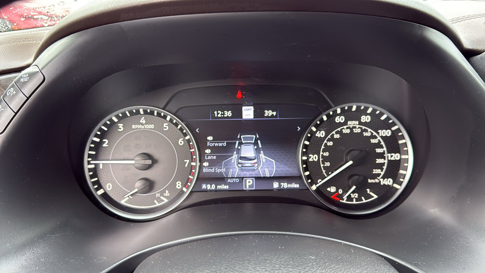 Used 2022 Nissan Armada Platinum image 14