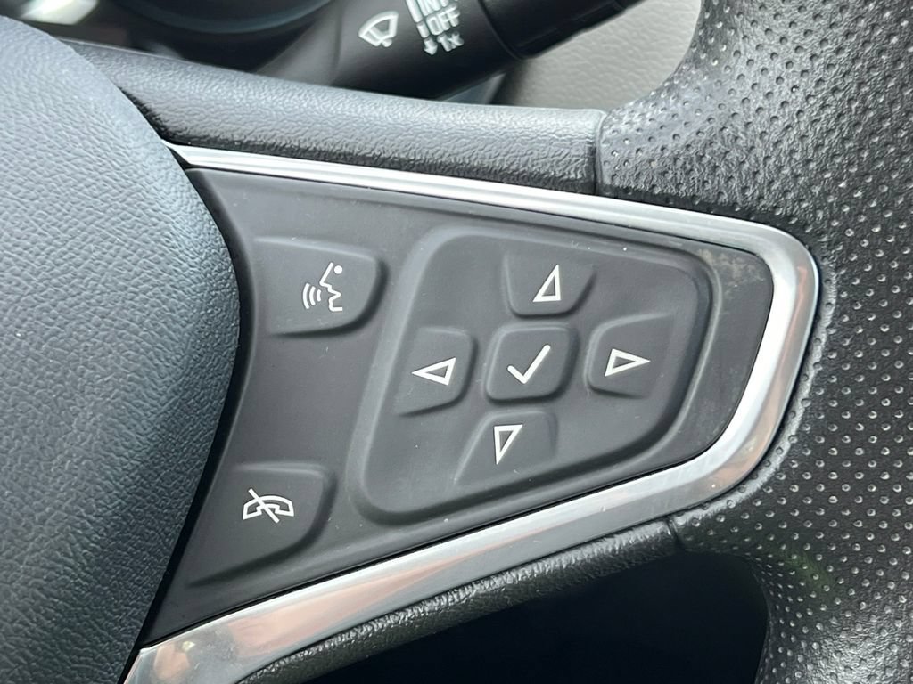 Used 2022 Chevrolet Equinox LS w/ LS Convenience Package AWD/4WD image 18