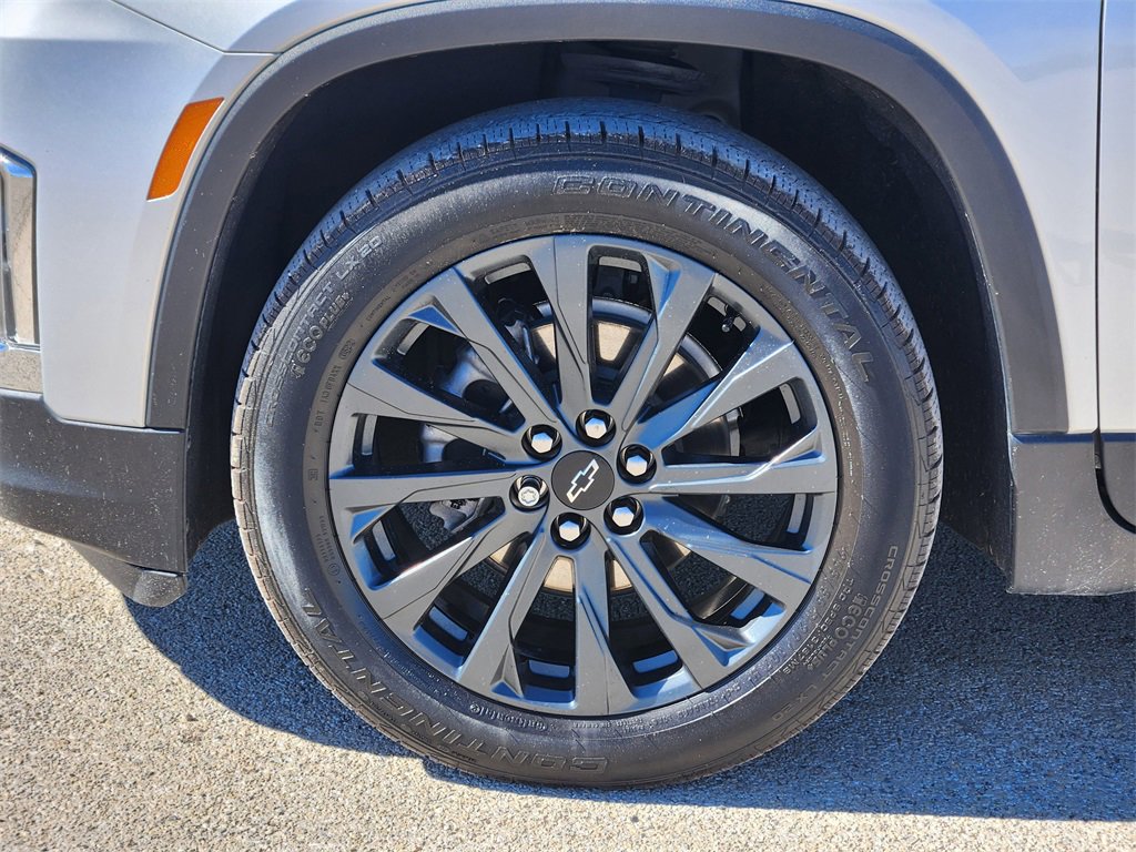 Used 2022 Chevrolet Traverse RS image 10