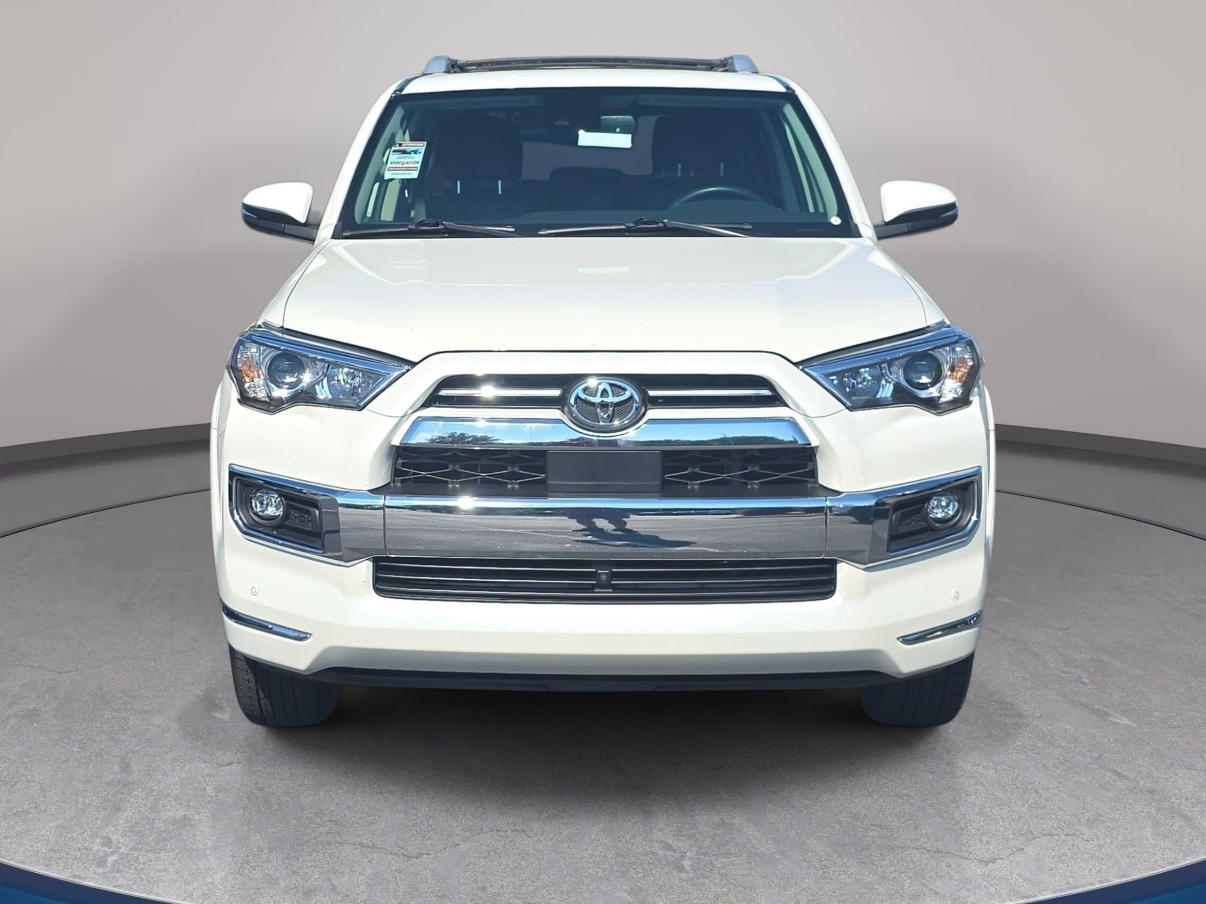 Used 2022 Toyota 4Runner Limited AWD/4WD image 2