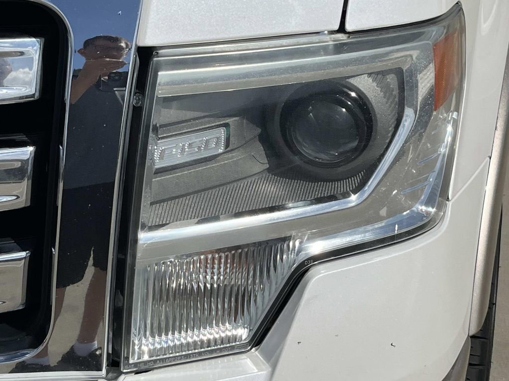 Used 2013 Ford F150 Lariat w/ Luxury Equipment Group image 9