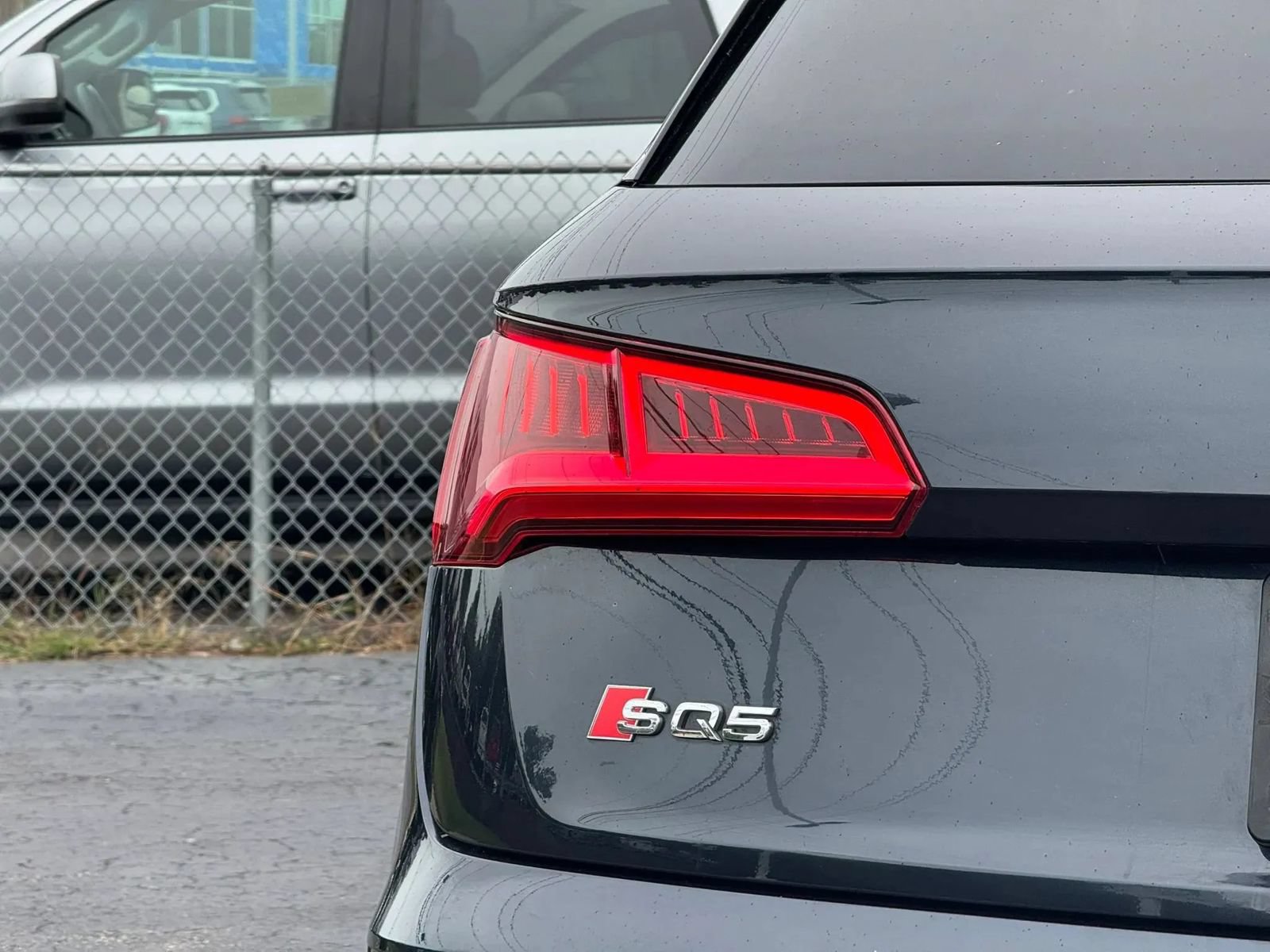 Used 2018 Audi SQ5 Premium Plus w/ Navigation Package AWD/4WD image 9