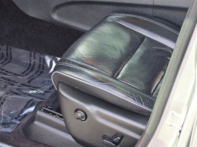 Used 2019 Jeep Grand Cherokee Overland image 11