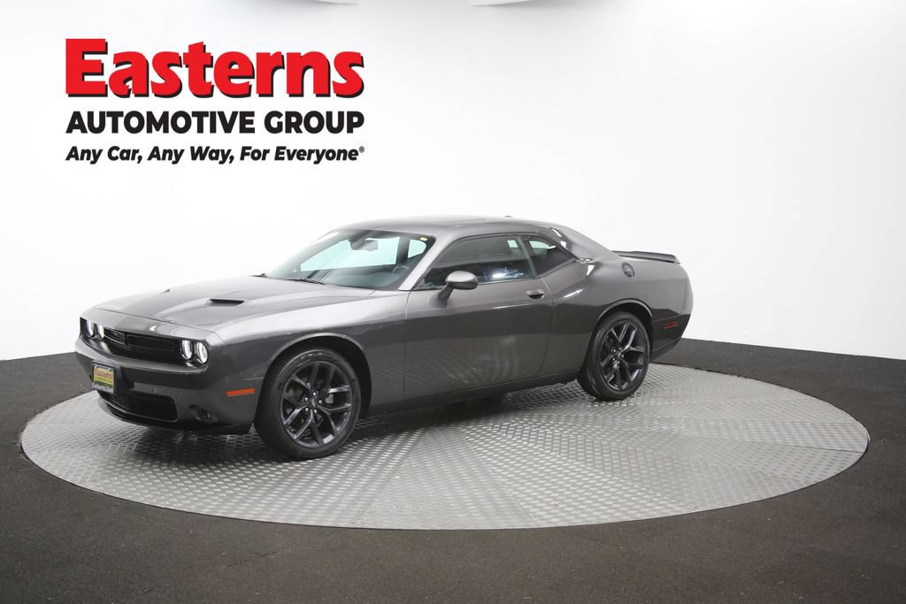 Used 2022 Dodge Challenger SXT w/ Driver Convenience Group RWD image 54