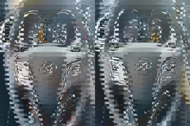 Used 2017 Hyundai Santa Fe Sport image 25