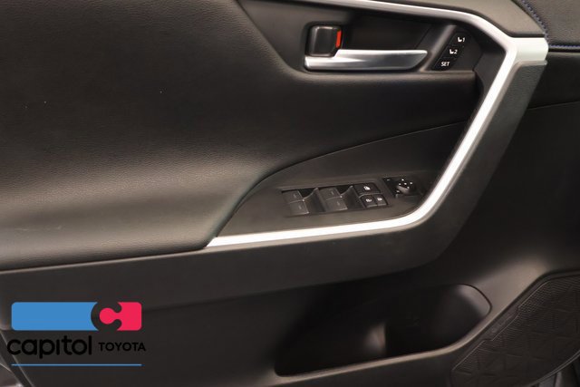 Certified 2025 Toyota RAV4 XSE w/ Advanced Technology Package AWD/4WD image 10