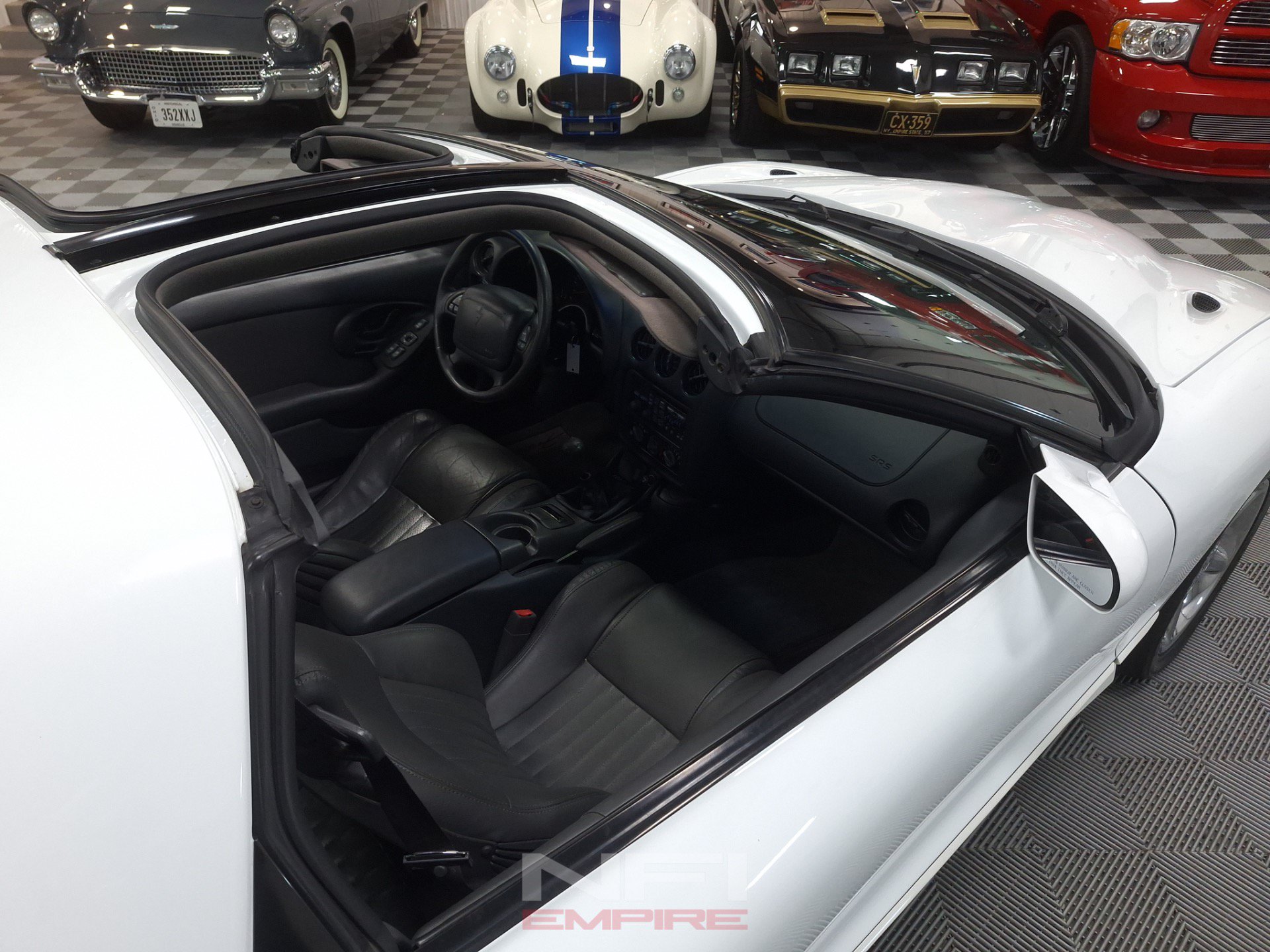 Used 1999 Pontiac Firebird Formula w/ SLP Firehawk Pkg RWD image 46