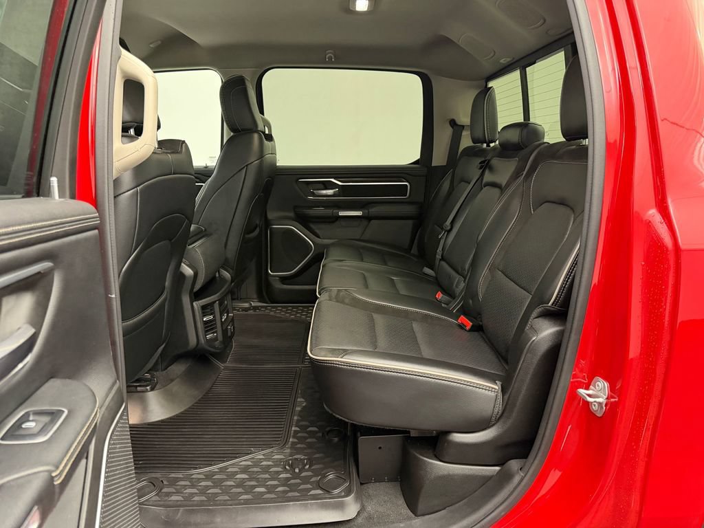 Used 2022 RAM 1500 Laramie AWD/4WD image 12