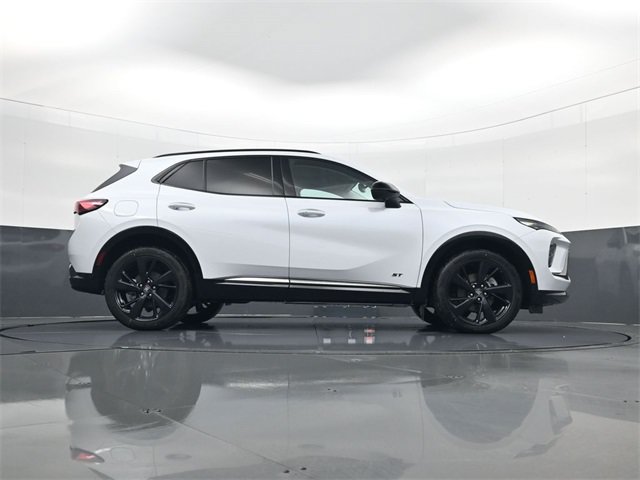 Used 2025 Buick Envision Sport Touring AWD/4WD image 24