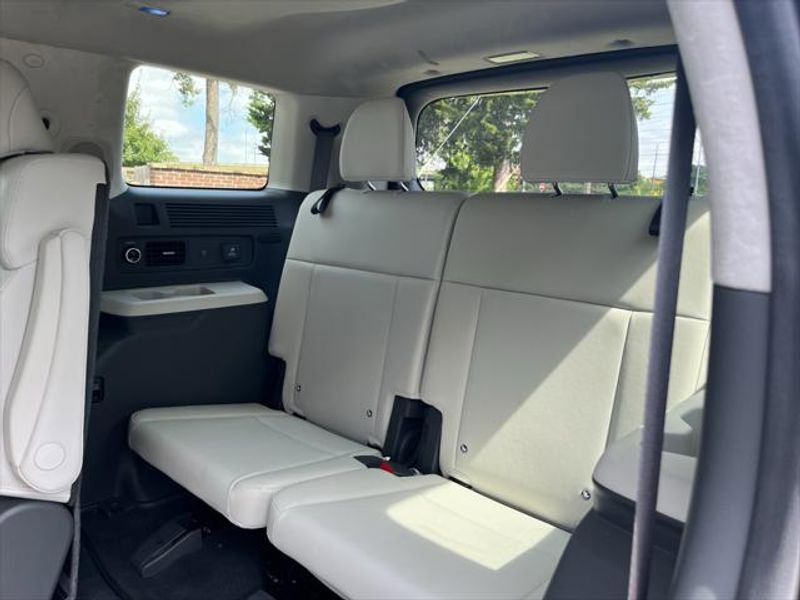 Used 2025 Hyundai Santa Fe Calligraphy image 23