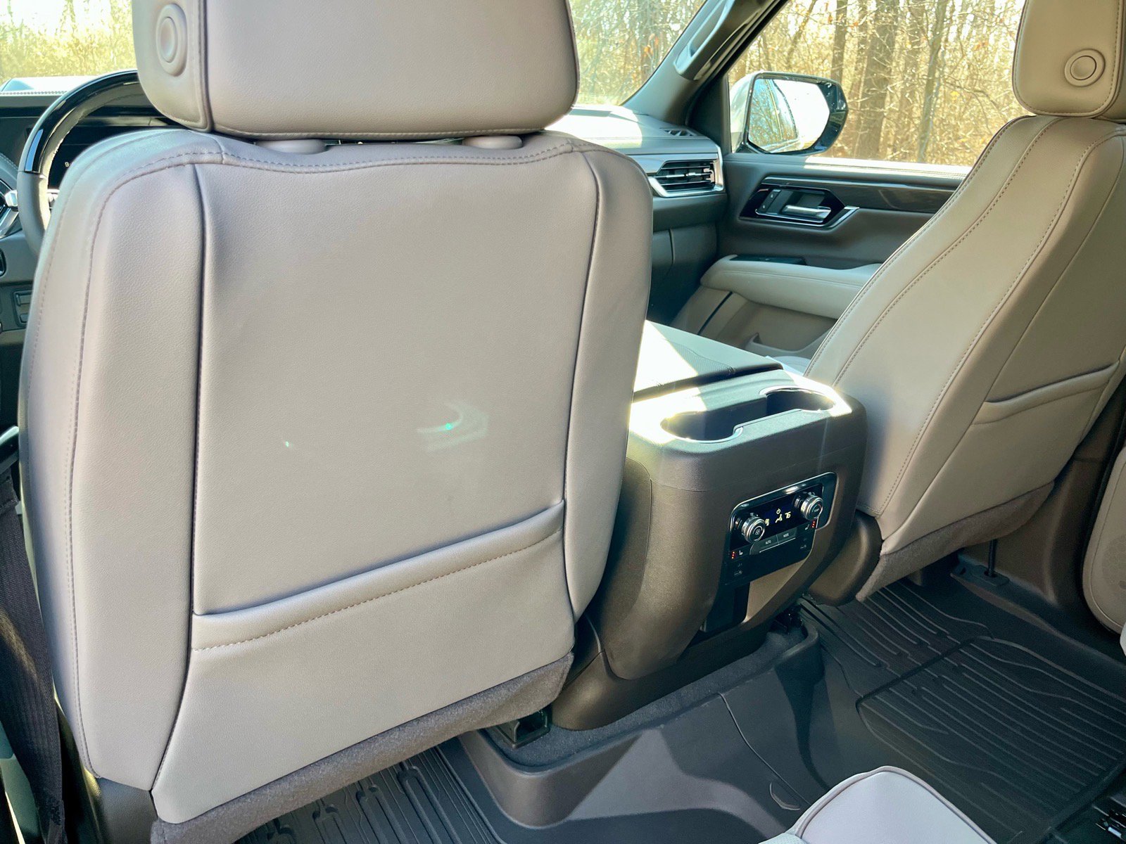 New 2026 GMC Yukon Elevation image 24