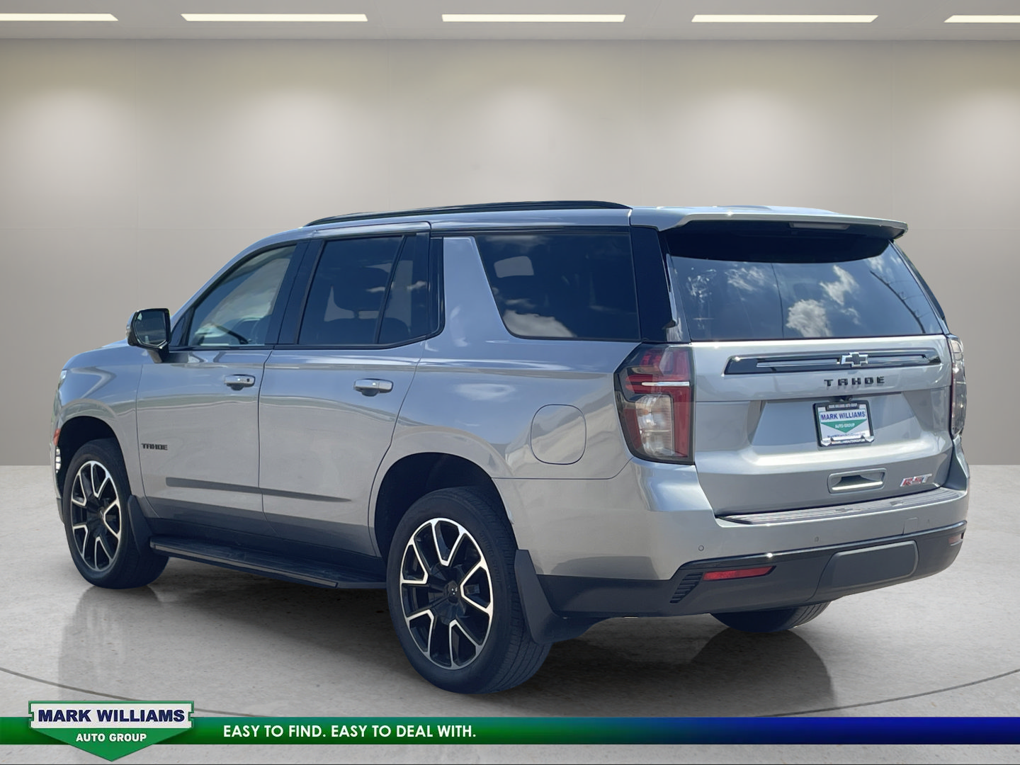 Used 2023 Chevrolet Tahoe RST w/ Luxury Package AWD/4WD image 6