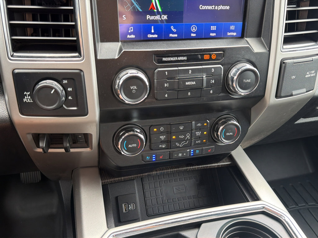 Used 2020 Ford F250 Lariat w/ Lariat Ultimate Package AWD/4WD image 9