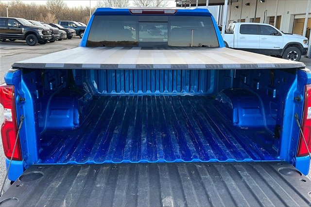 Used 2025 Chevrolet Silverado 1500 LT Trail Boss w/ Convenience Package II image 7