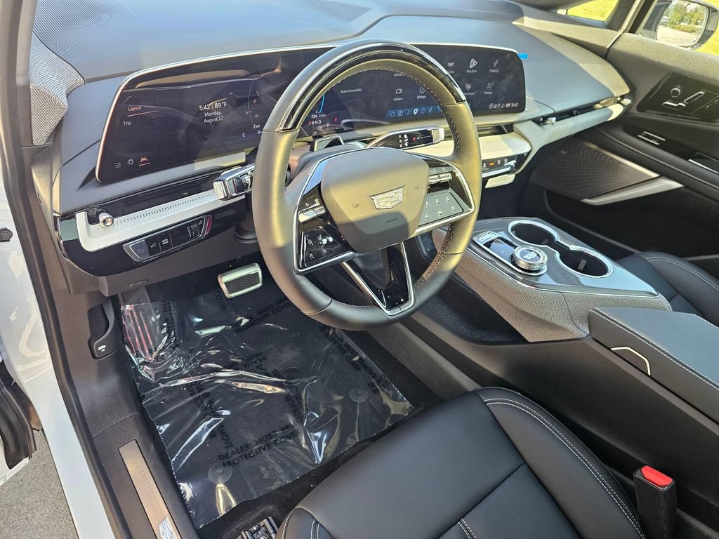 New 2026 Cadillac Optiq Luxury 1 AWD/4WD image 19