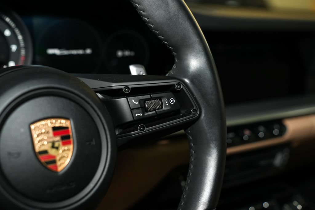 Used 2020 Porsche 911 Carrera S RWD image 38