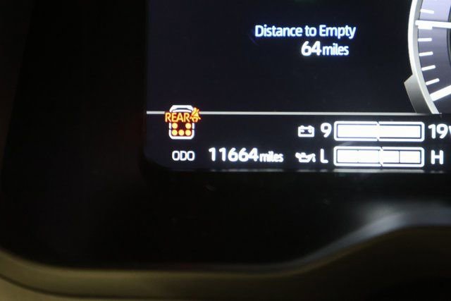 Used 2025 Toyota Sequoia Platinum image 16