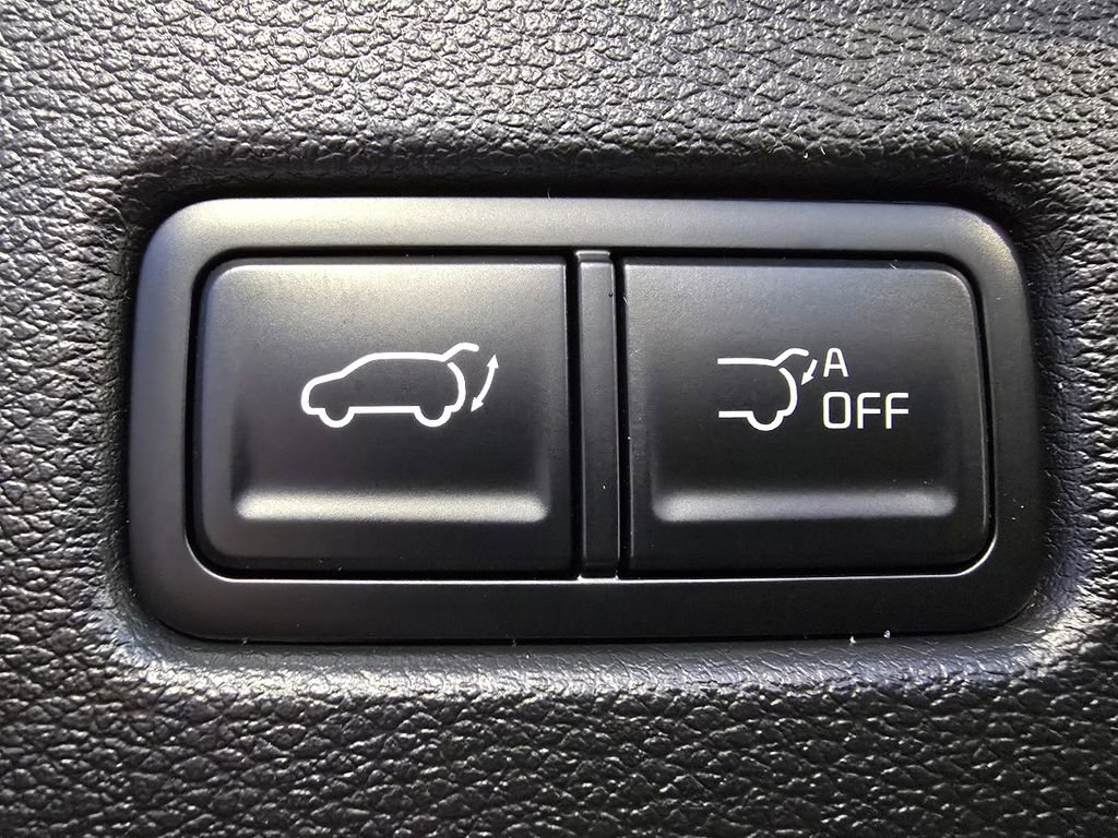 New 2025 Kia Telluride S image 19