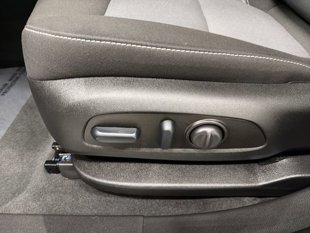 Certified 2024 Chevrolet Blazer LT w/ Convenience Package image 22