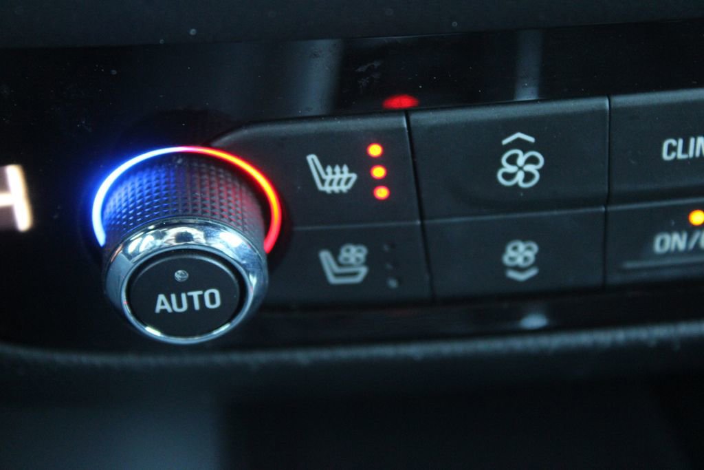 Used 2024 Buick Enclave Premium image 51