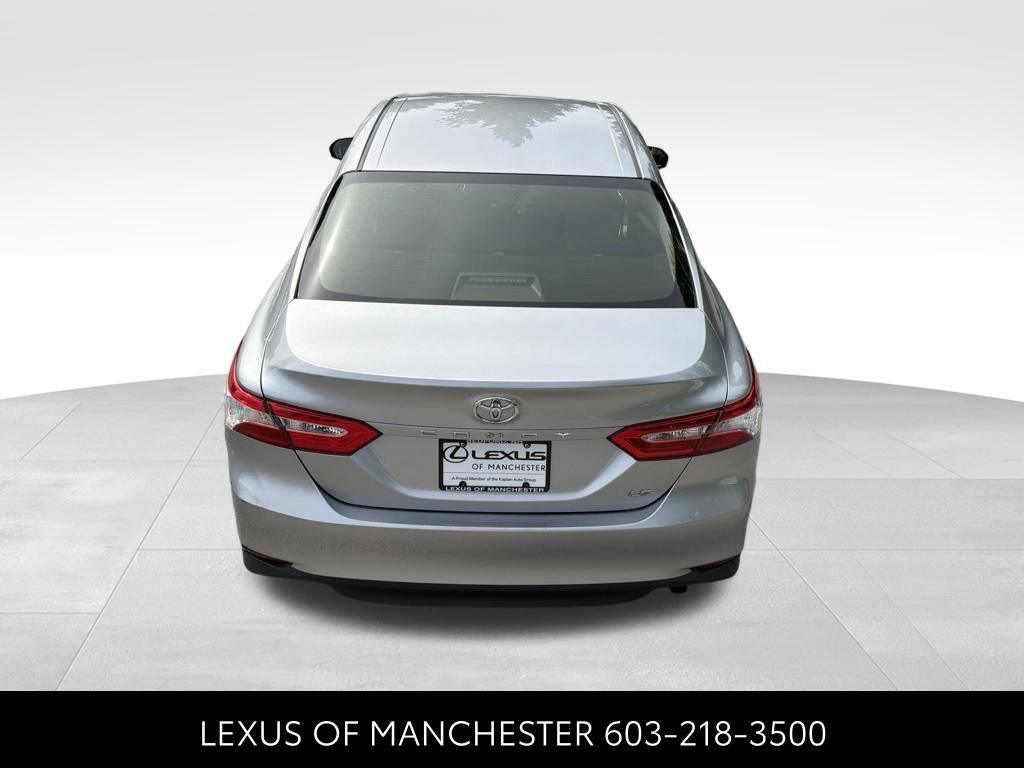 Used 2018 Toyota Camry LE FWD image 5